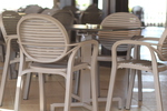 Градински кафяви столове от пластмаса